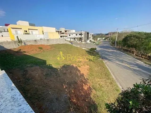 Terreno com 548m², à venda, no bairro Condomínio Reserva dos Lagos em Pindamonhangaba