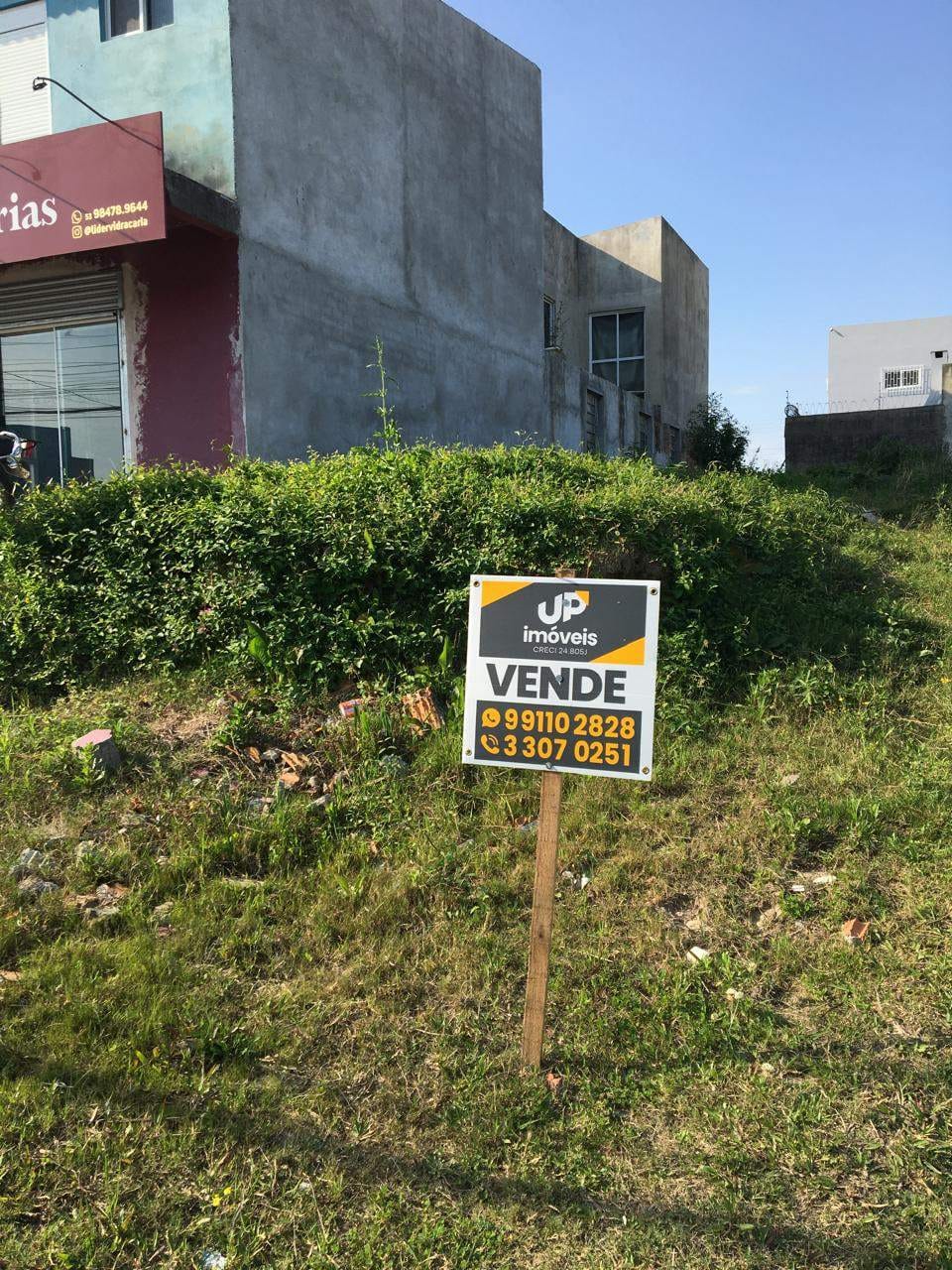 Terreno à venda no Areal, Pelotas – 225 m², sendo: 9 m de frente e 25 m de lateral.