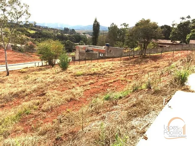 Terreno com 250m², à venda, no bairro Vila Santa Helena em Atibaia