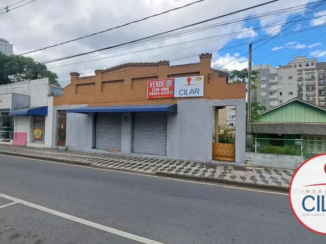 Terreno com 480m², à venda, no bairro Portão em Curitiba