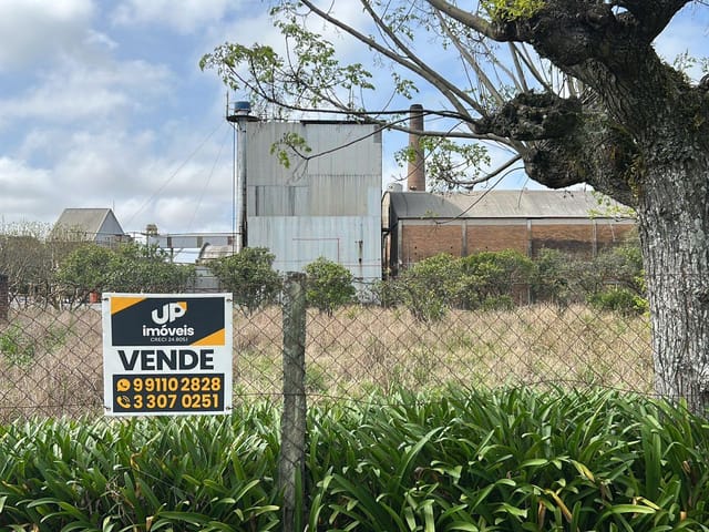 Terreno com 2220m², à venda, no bairro Distrito Industrial em Pelotas