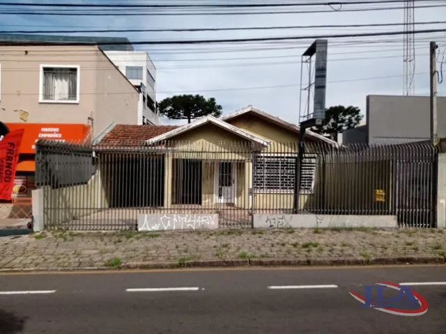 Terreno à venda, no bairro Bacacheri em Curitiba