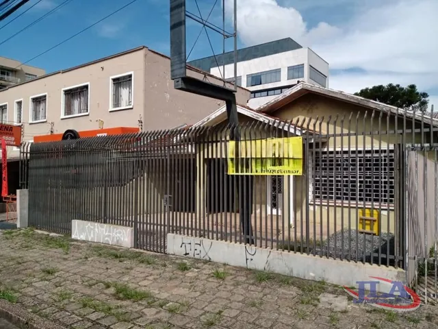 Terreno à venda, no bairro Bacacheri em Curitiba