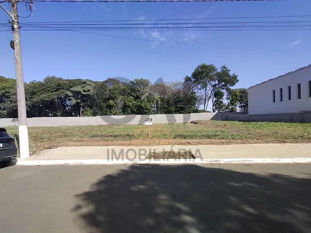 Terreno com 531m², à venda, no bairro Residencial Parque Girassóis de Holanda em Holambra