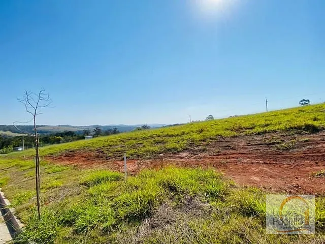 Terreno com 360m², à venda, no bairro Cachoeira em Atibaia