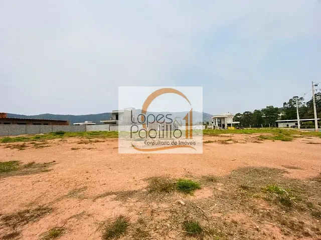 Terreno com 360m², à venda, no bairro Vila Santista em Atibaia