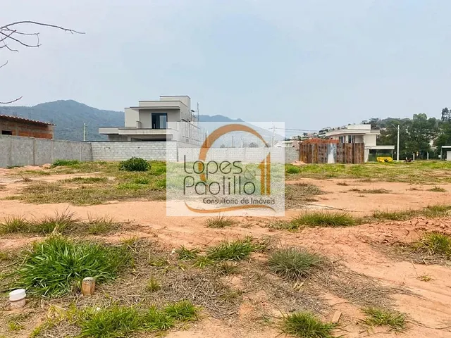 Terreno com 360m², à venda, no bairro Vila Santista em Atibaia
