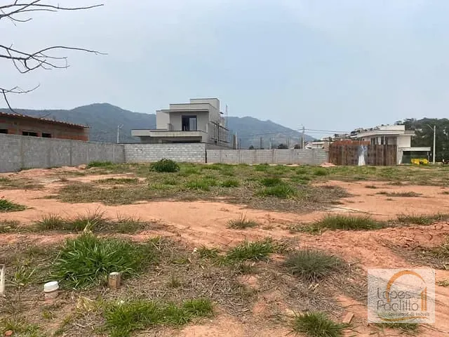 Terreno com 360m², à venda, no bairro Vila Santista em Atibaia