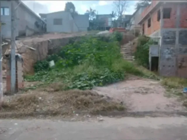 Terreno com 319m², à venda, no bairro Centro (Caucaia do Alto) em Cotia