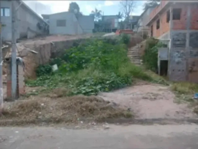 Terreno com 319m², à venda, no bairro Centro (Caucaia do Alto) em Cotia