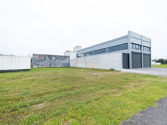 Terreno com 360m², para alugar, no bairro Três Vendas em Pelotas
