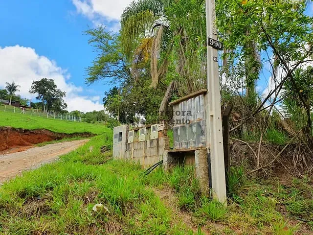 Terreno com 18600m², à venda, no bairro Jardim Colinas em Jacareí