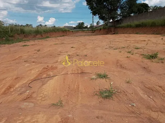 Terreno com 3071m², à venda, no bairro Esplanada Independência em Taubaté