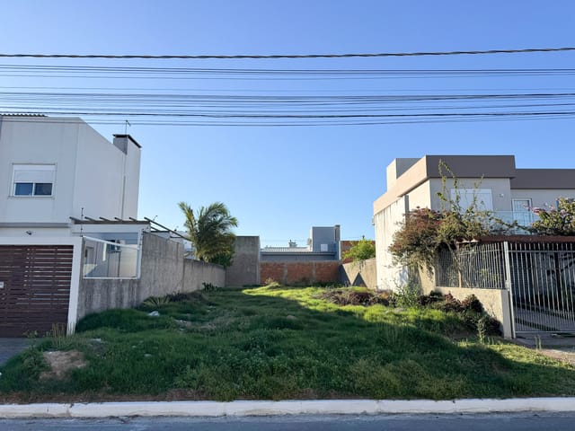 Terreno com 250m², à venda, no bairro Laranjal em Pelotas