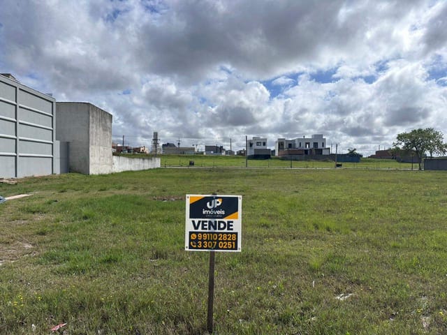 Terreno com 553m², à venda, no bairro Três Vendas em Pelotas