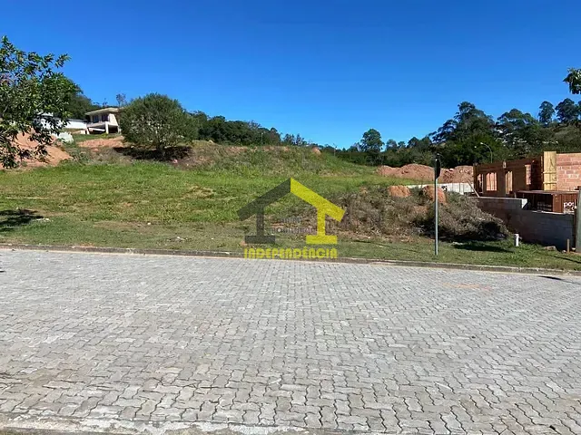 Terreno com 640m², à venda, no bairro Bairro Itapema em Itatiba