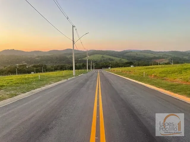 Terreno com 360m², à venda, no bairro Cachoeira em Atibaia