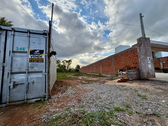 Terreno com 500m², à venda, no bairro Laranjal em Pelotas