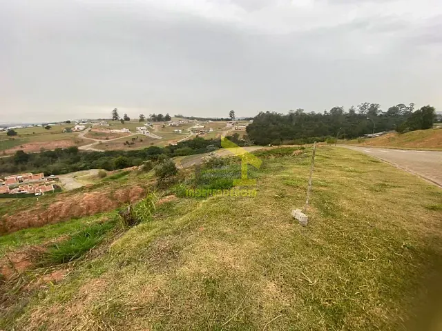 Terreno com 700m², à venda, no bairro Sítio da Moenda em Itatiba