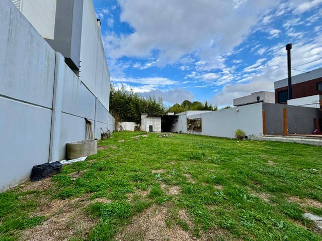 Terreno com 150m², à venda, no bairro Laranjal em Pelotas