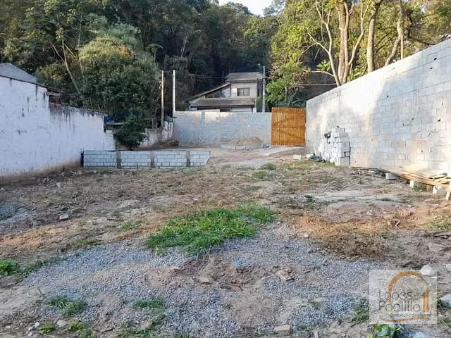 Terreno com 402m², à venda, no bairro Jardim Paulista em Atibaia