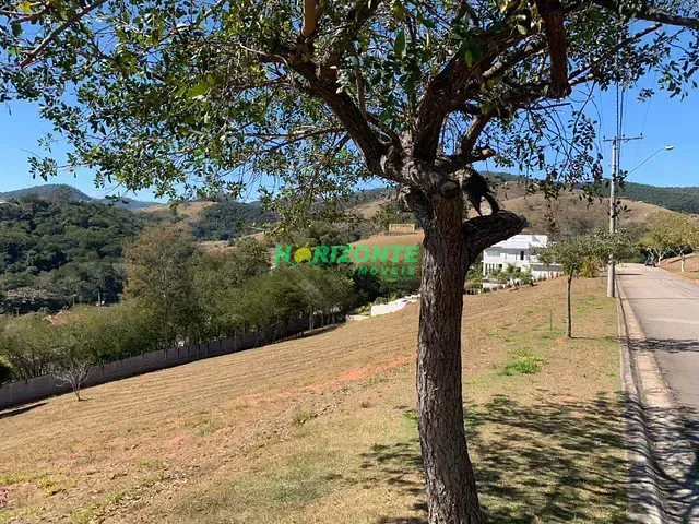 Terreno com 1000m², à venda, no bairro Canaã em Jambeiro