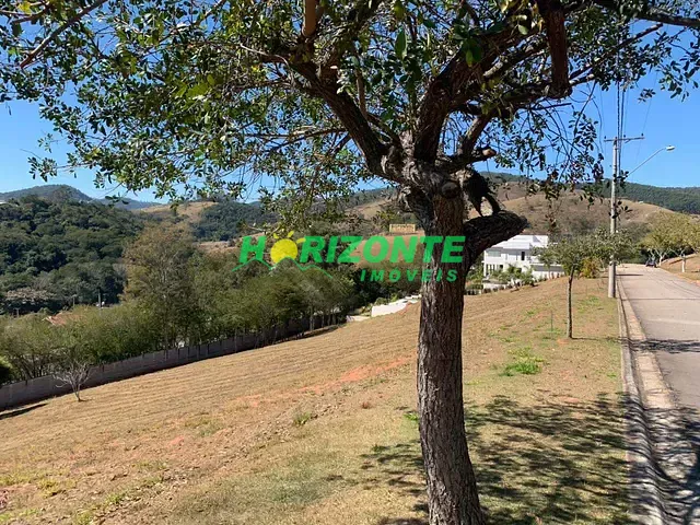 Terreno com 1000m², à venda, no bairro Canaã em Jambeiro
