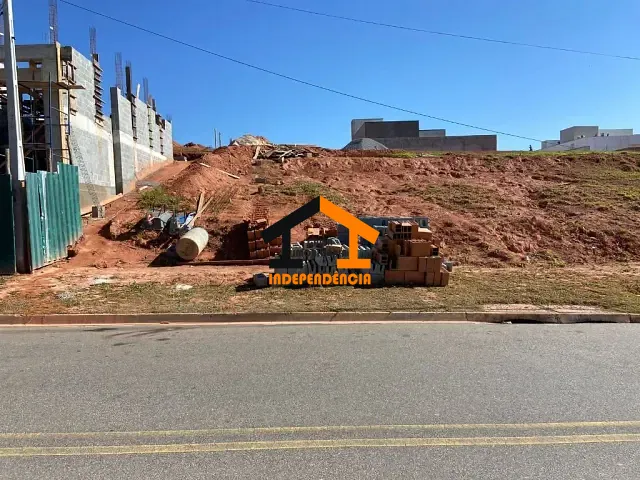 Terreno com 380m², à venda, no bairro Bairro do Engenho em Itatiba