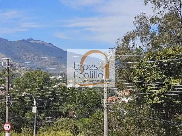 Terreno com 251m², à venda, no bairro Centro em Atibaia