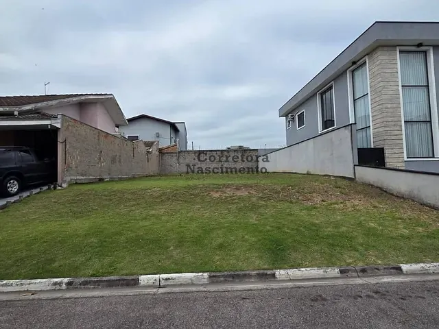 Terreno com 330m², à venda, no bairro Loteamento Villa Branca em Jacareí