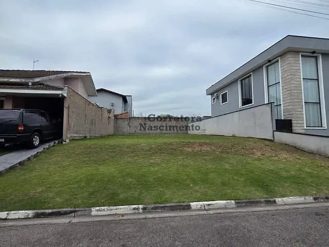 Terreno com 330m², à venda, no bairro Loteamento Villa Branca em Jacareí
