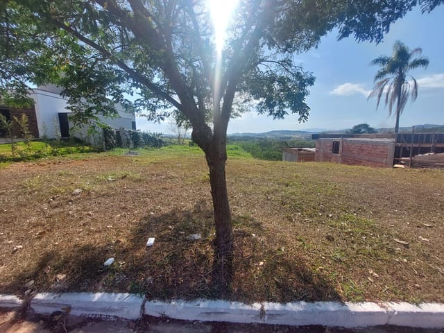 Terreno com 1023m², à venda, no bairro Condomínio Altos do Cataguá em Taubaté