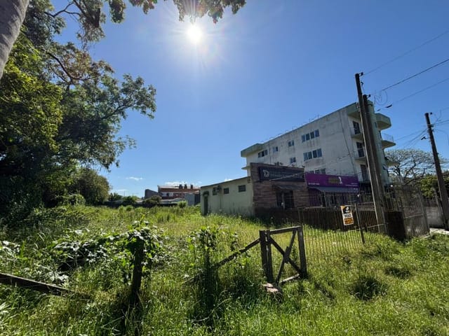 Terreno com 414m², à venda, no bairro Fragata em Pelotas
