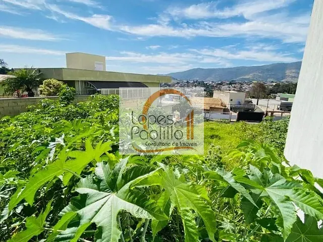 Terreno com 455m², à venda, no bairro Jardim Paulista em Atibaia