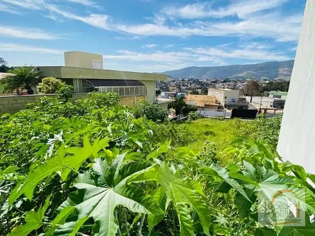 Terreno com 455m², à venda, no bairro Jardim Paulista em Atibaia
