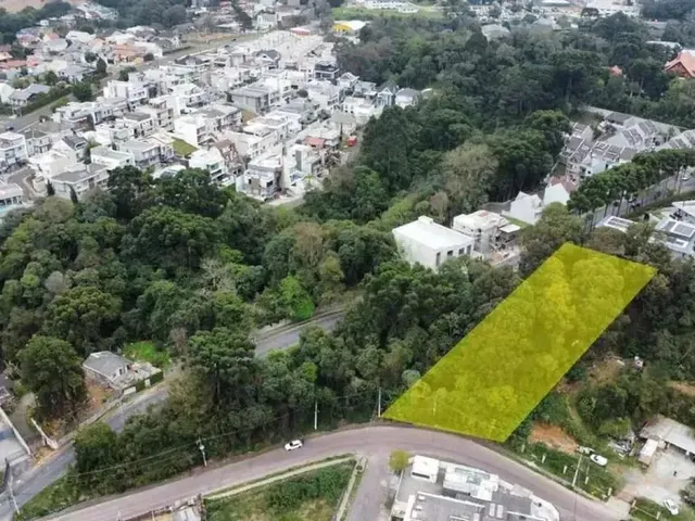 Terreno à venda, no bairro Campo Comprido em Curitiba