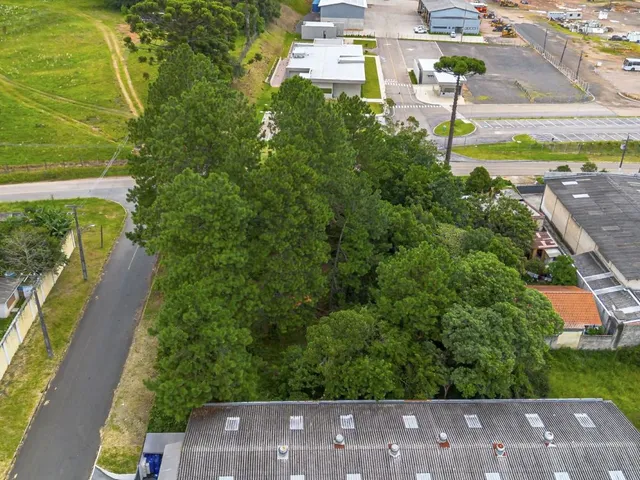 Terreno à venda, no bairro Cidade Industrial em Curitiba