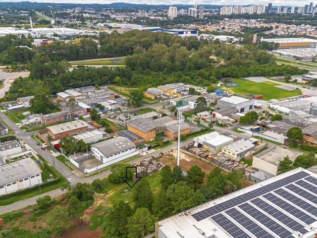 Terreno à venda, no bairro Cidade Industrial em Curitiba