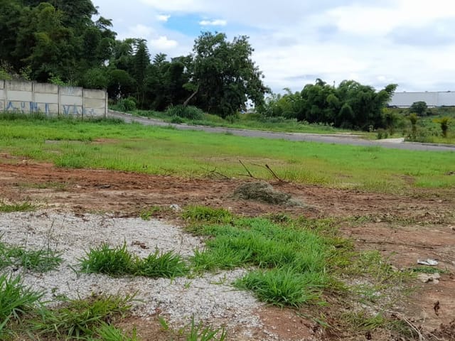 Terreno com 627m², à venda, no bairro Jardim Santa Tereza em Taubaté