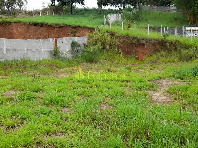 Terreno com 627m², à venda, no bairro Jardim Santa Tereza em Taubaté