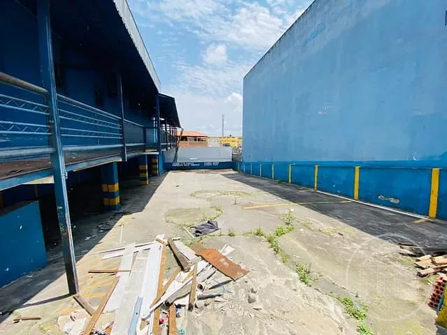 Terreno com 387m², para alugar, no bairro Jardim Angela em São Paulo