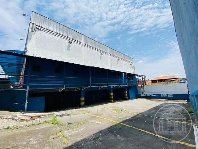 Terreno com 387m², para alugar, no bairro Jardim Angela em São Paulo