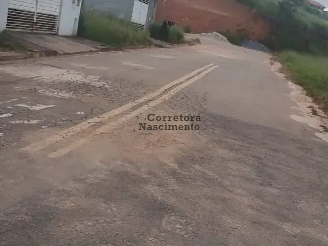 Terreno com 180m², à venda, no bairro Jardim Maria Amélia em Jacareí