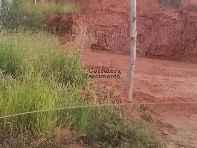 Terreno com 180m², à venda, no bairro Jardim Maria Amélia em Jacareí