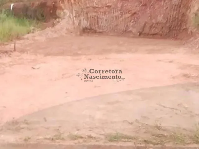 Terreno com 180m², à venda, no bairro Jardim Maria Amélia em Jacareí