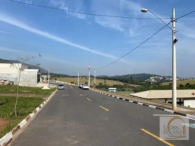 Terreno com 360m², à venda, no bairro Jardim dos Pinheiros em Atibaia