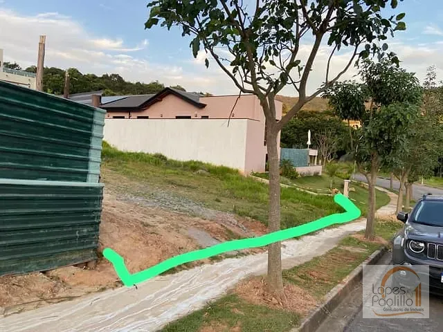 Terreno com 720m², à venda, no bairro Itapetinga em Atibaia