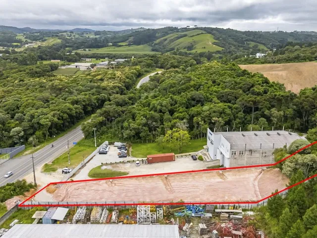 Terreno à venda, no bairro Centro em Campo Magro