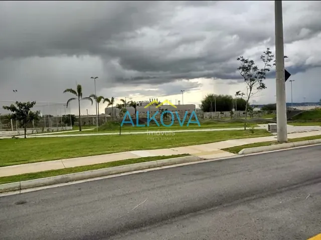 Terreno com 250m², à venda, no bairro Jardim das Flores em São José dos Campos