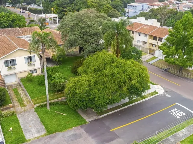 Terreno com 480m², à venda, no bairro Orleans em Curitiba